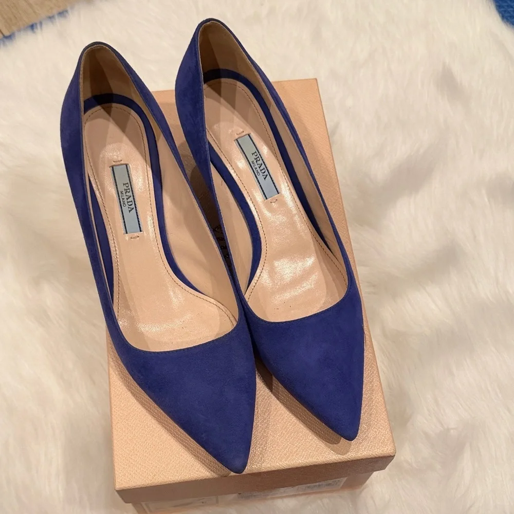 Prada Women's Royal Blue Heels - Picture 1 of 4